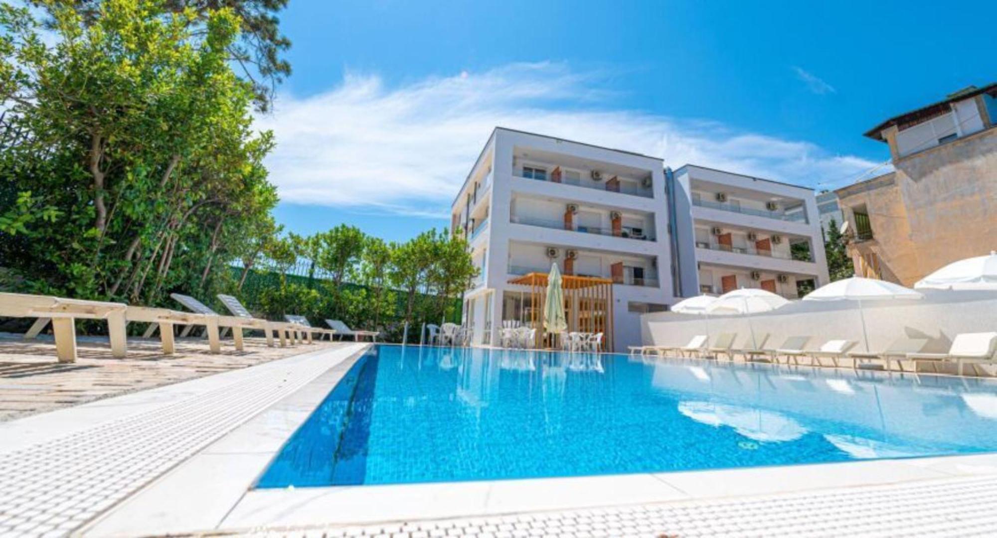 Hotel Besani Durrës Buitenkant foto